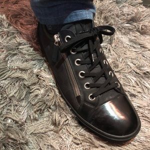 LOUIS VUITTON Mens Calfskin Suede Damier Sneakers